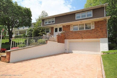 35 E Entry Rd, Staten Island, NY 10304 - photo 2