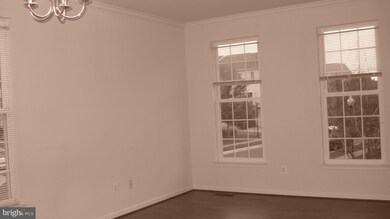 42831 Sykes Terrace, Chantilly, VA 20152 - photo 4