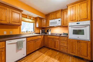 1225 E 6th St, Marshfield, WI 54449 - photo 3