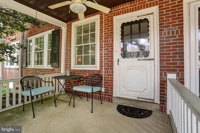 722 Wayne Ave, Reading, PA 19611 - photo 4