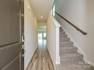 1220 31st St NE unit 3, Conover, NC 28613 - photo 2