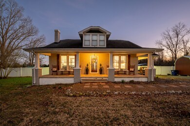 616 E Lane St, Shelbyville, TN 37160 - photo 3