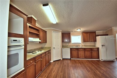 Huge kitchen with closet pantry and plenty of room
