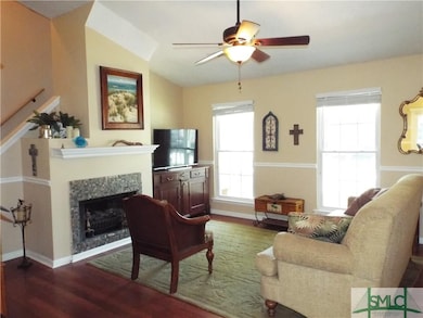 125 S Sheftall Cir, Savannah, GA 31410 - photo 5