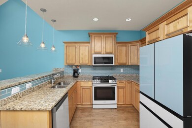 5540 Johnson Rd 5 Coloma MI-large-012-02