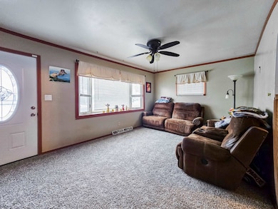 1105 Colonial Dr, Machesney Park, IL 61115 - photo 3