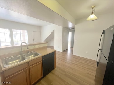 2041 Hussium Hills St unit 105, Las Vegas, NV 89108 - photo 6