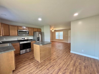 188 9th St SW, Linton, IN 47441 - photo 2