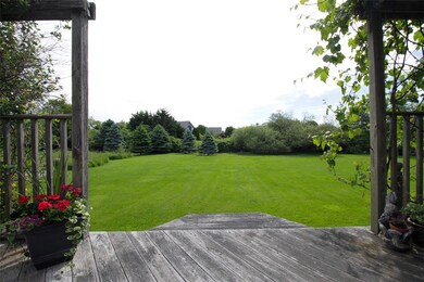 90 Morrison Ave, Middletown, RI 02842 - photo 2