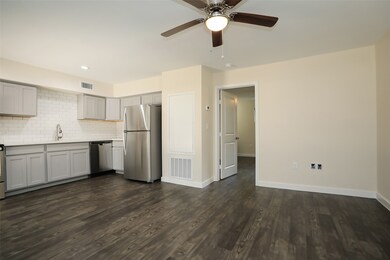 5504 La Branch St unit 9, Houston, TX 77004 - photo 4