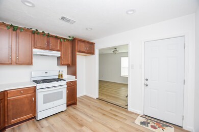 7727 Southern St, Houston, TX 77087 - photo 6