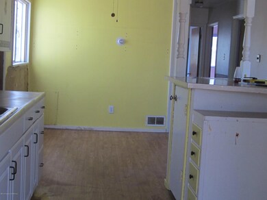 Kitchen & Dining Room