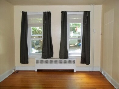 247 W Fairview St, Bethlehem, PA 18018 - photo 2