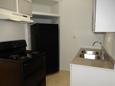 75 Granite St unit 2, Worcester, MA 01604 - photo 4