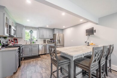 16 Boyd Rd, Londonderry, NH 03053 - photo 5