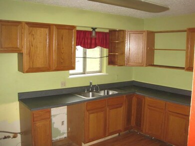 Kitchen. View 2 of 2