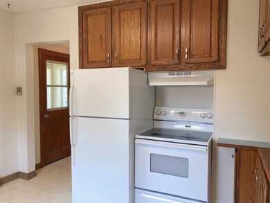 127 Leslie St, Tekoa, WA 99033 - photo 5