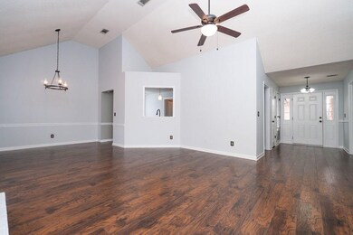 1107 Overpass Ln, Warner Robins, GA 31088 - photo 3