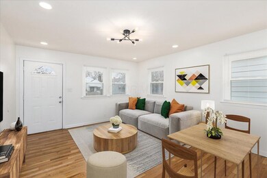 33-Virtual staging with table