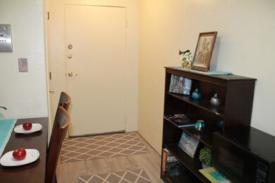 27 Arlington Rd unit 2, Woburn, MA 01801 - photo 4