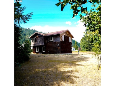 815 E Ave, Powers, OR 97466 - photo 3