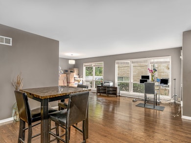 1543 Franklin Ave unit B, River Forest, IL 60305 - photo 4