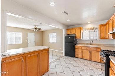 1248 Hill St, Oxnard, CA 93033 - photo 4