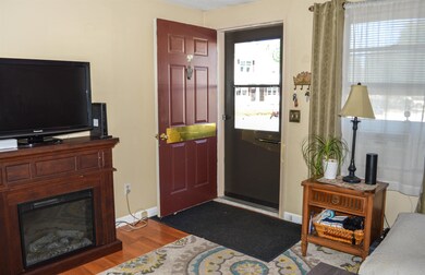 792 Court St unit B, Keene, NH 03431 - photo 7