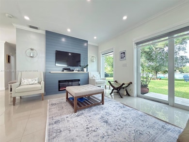 6340 W 14th Ave, Hialeah, FL 33012 - photo 5