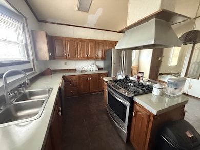 5501 9th St, Great Bend, KS 67530 - photo 2