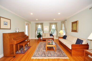 7 Haskell St, Lexington, MA 02420 - photo 6