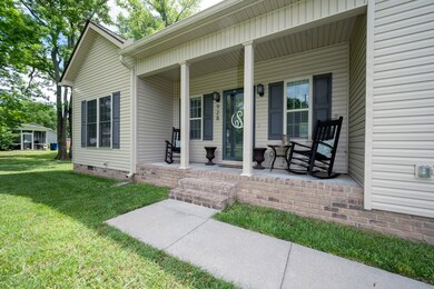 928 Horse Mountain Rd, Shelbyville, TN 37160 - photo 2