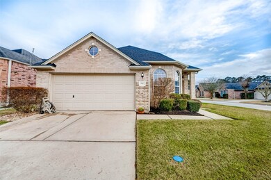 15902 Cottage Ivy Cir, Tomball, TX 77377 - photo 2