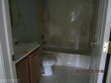 2405 W Osterhout Ave, Portage, MI 49024 - photo 3