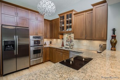 1 Pioneer Cir, Andover, MA 01810 - photo 3