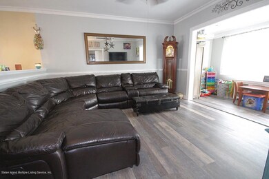 198 van Duzer St, Staten Island, NY 10301 - photo 5
