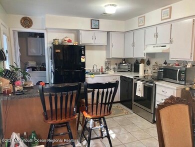 532 Birmingham Ave, Toms River, NJ 08757 - photo 4