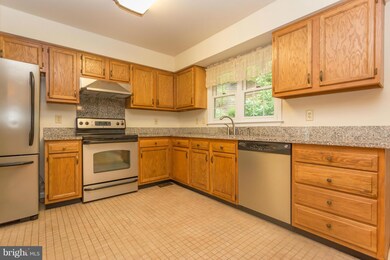 2226 Aquia Dr, Stafford, VA 22554 - photo 3