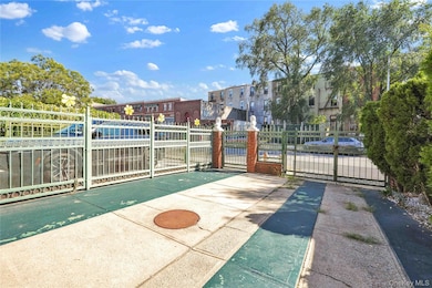 49 Hull St, Brooklyn, NY 11233 - photo 4