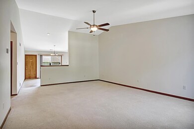 3636 Franklin Ave, Highland, IN 46322 - photo 4