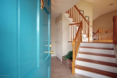 Welcome Home to 29 Buttonwood!