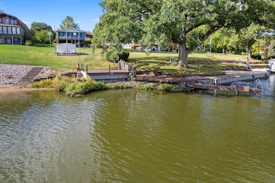 22 Holiday Dr, Somonauk, IL 60552 - photo 4