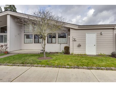 605 N Douglas Ln, Canby, OR 97013 - photo 2