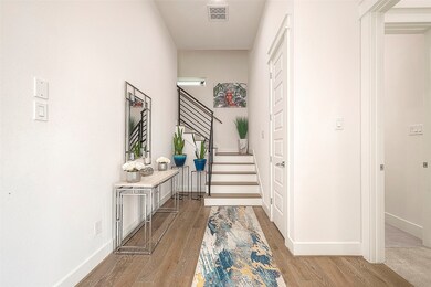 808 Fisher St unit J, Houston, TX 77018 - photo 3