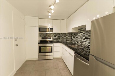 Arlen House unit 928, Sunny Isles Beach, FL 33160 - photo 2
