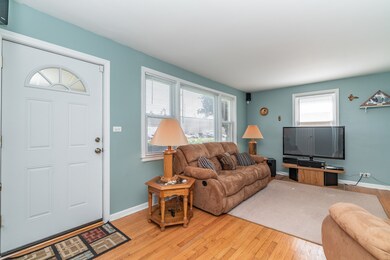 924 Gardner Rd, Westchester, IL 60154 - photo 3