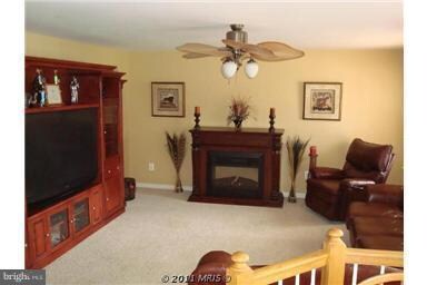 4157 Daylily Dr, Owings Mills, MD 21117 - photo 5