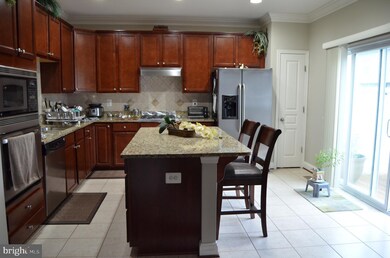 8873 Purple Iris Ln, Elkridge, MD 21075 - photo 6