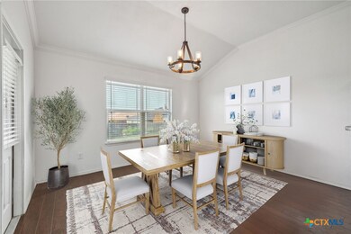 Virtually Staged Dining