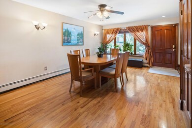 73 Mills Ave, Staten Island, NY 10305 - photo 5